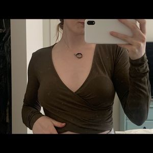 Garage wrap cropped long sleeve